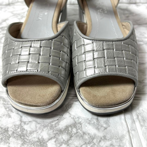 Vita Nova Sandals