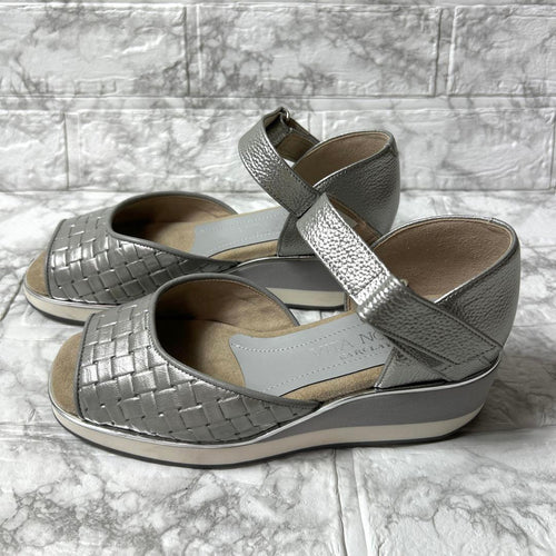 Vita Nova Sandals