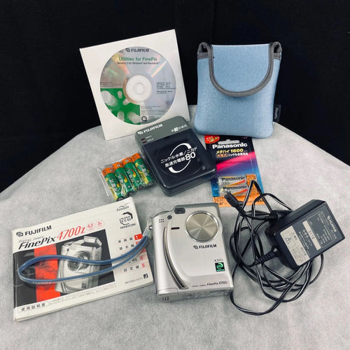 Fujifilm Compact Digital Camera Fujifilm/Finepix.4700Z.4.3Mega.3 Zoom