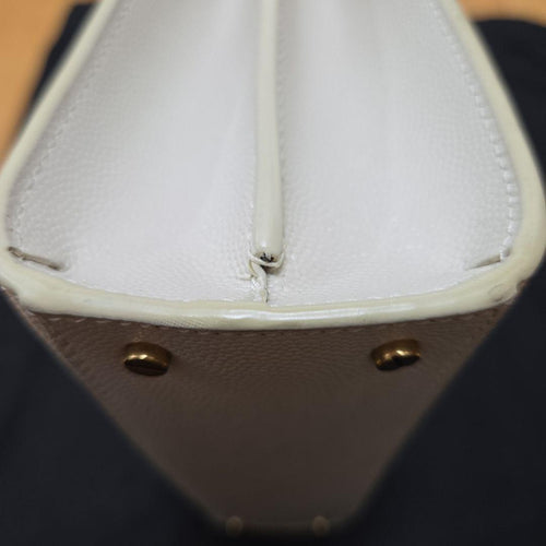 Saint Laurent Shoulder Bags