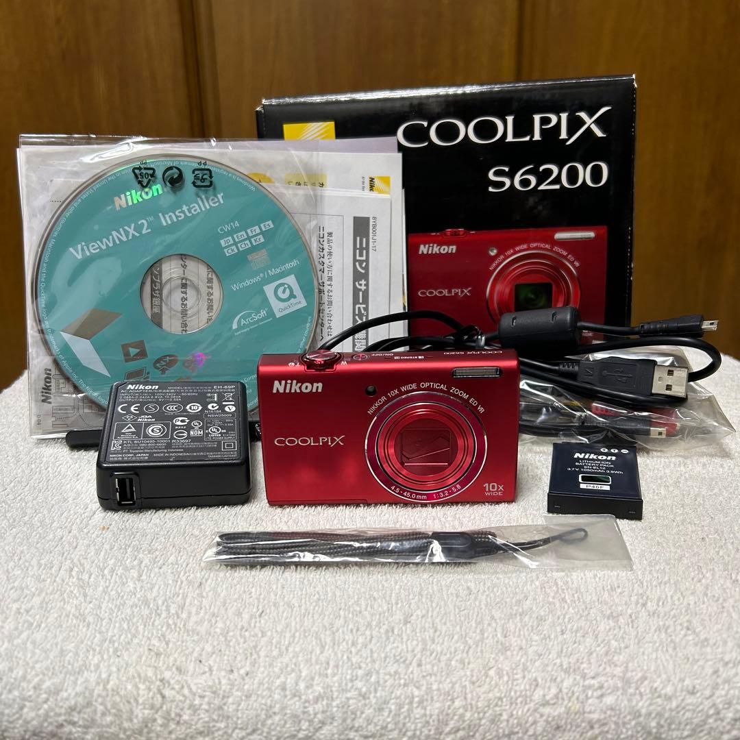 Nikon Compact Digital Camera Coolpix S6200
