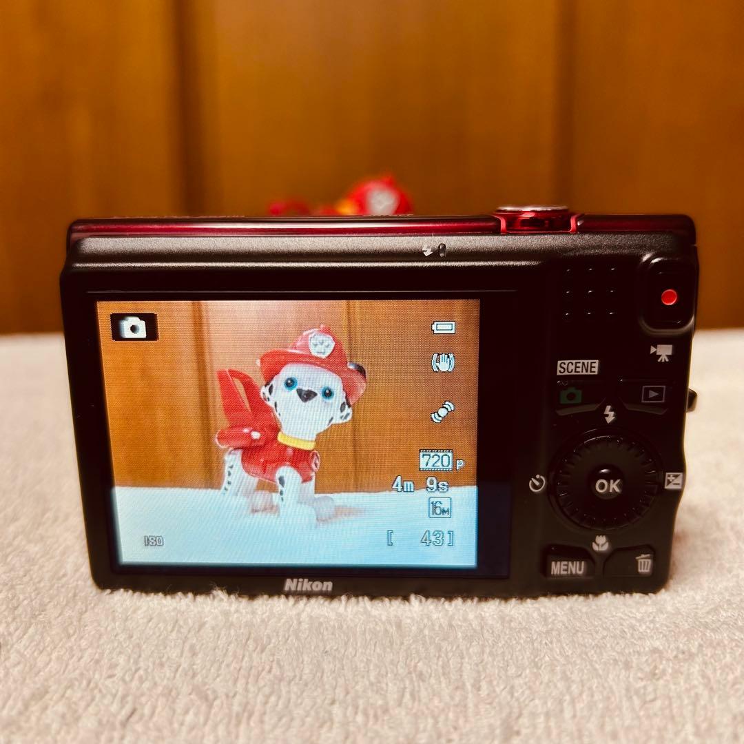 Nikon Compact Digital Camera Coolpix S6200