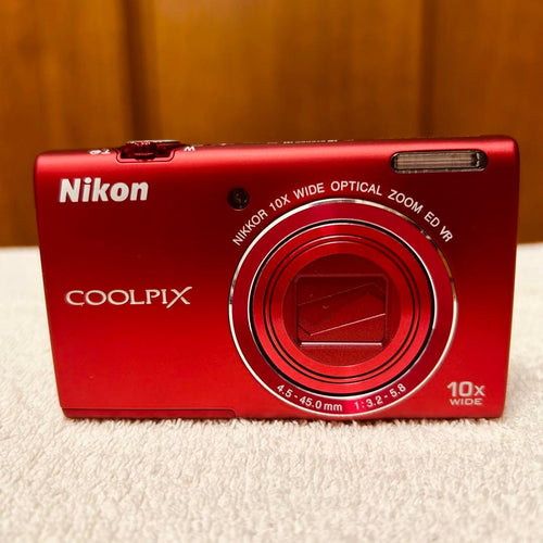 Nikon Compact Digital Camera Coolpix S6200