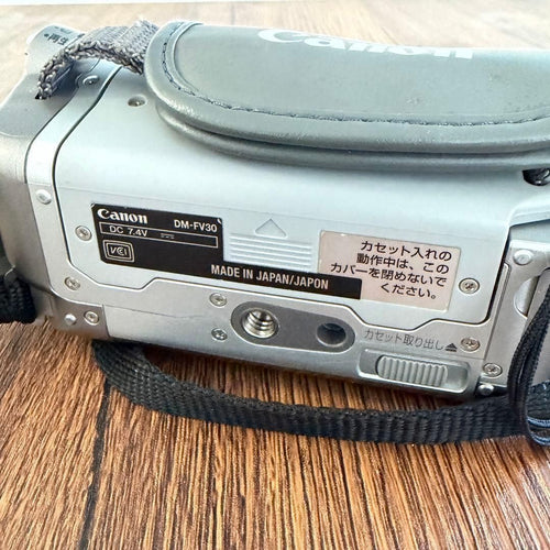 Video Camera Body Canon Dm-Fv30 Minidv Dc