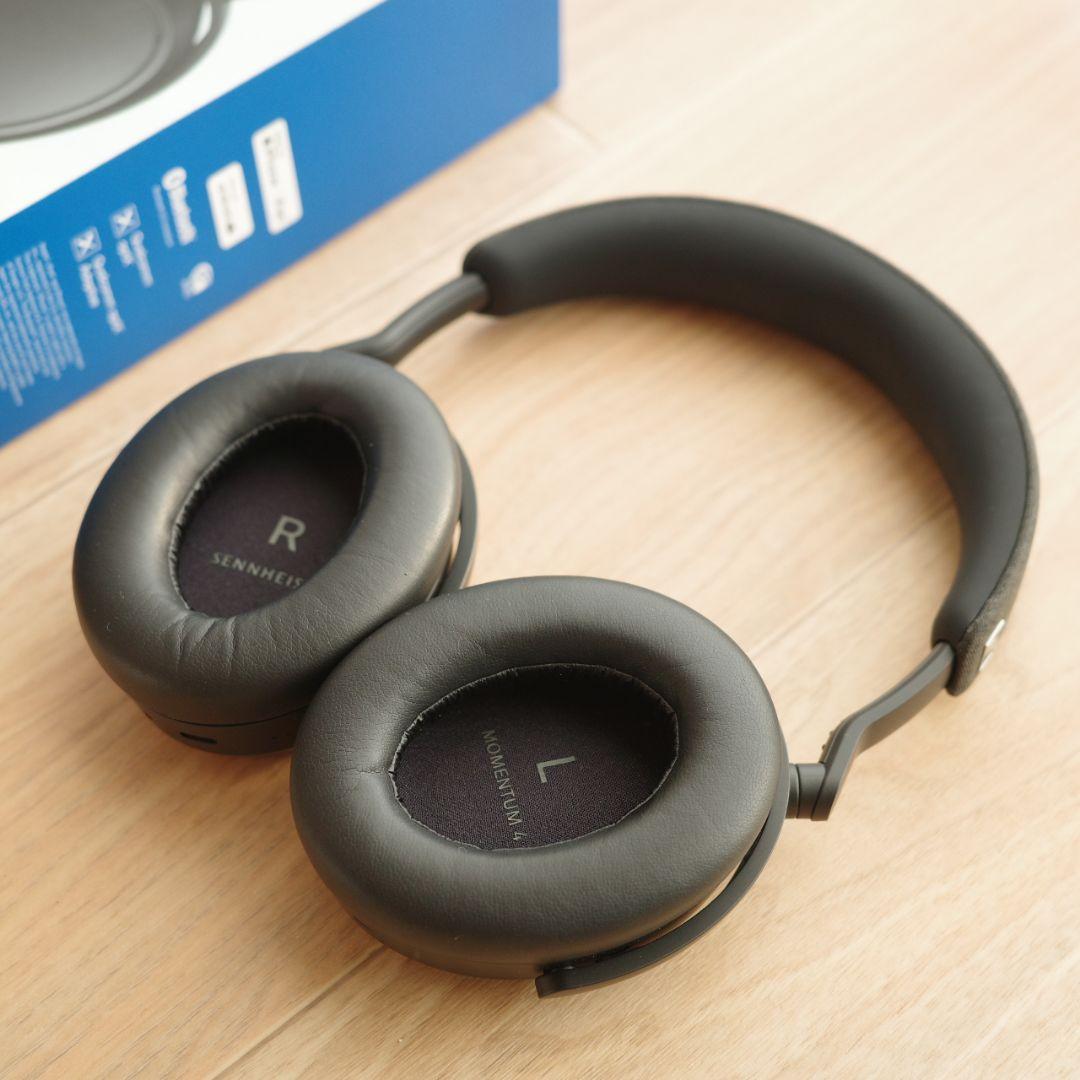 Sennheiser Wireless Headphones Momentum 4