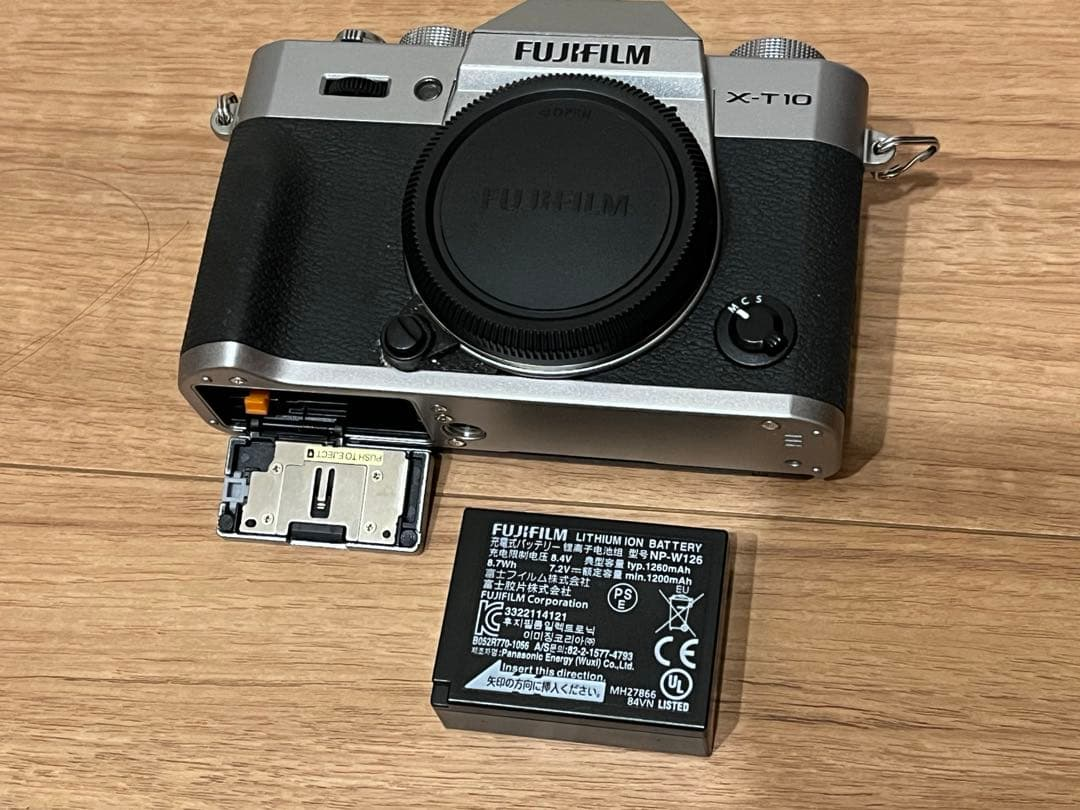 Fujifilm Mirrorless Interchangeable Lips X-T10