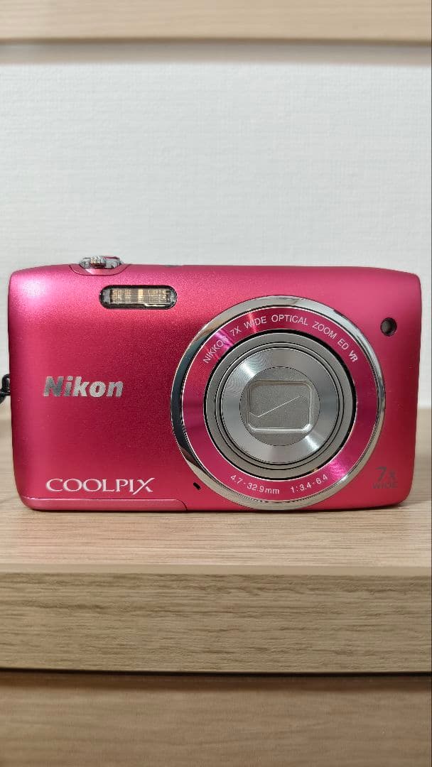 Nikon Compact Digital Camera Coolpix S3500