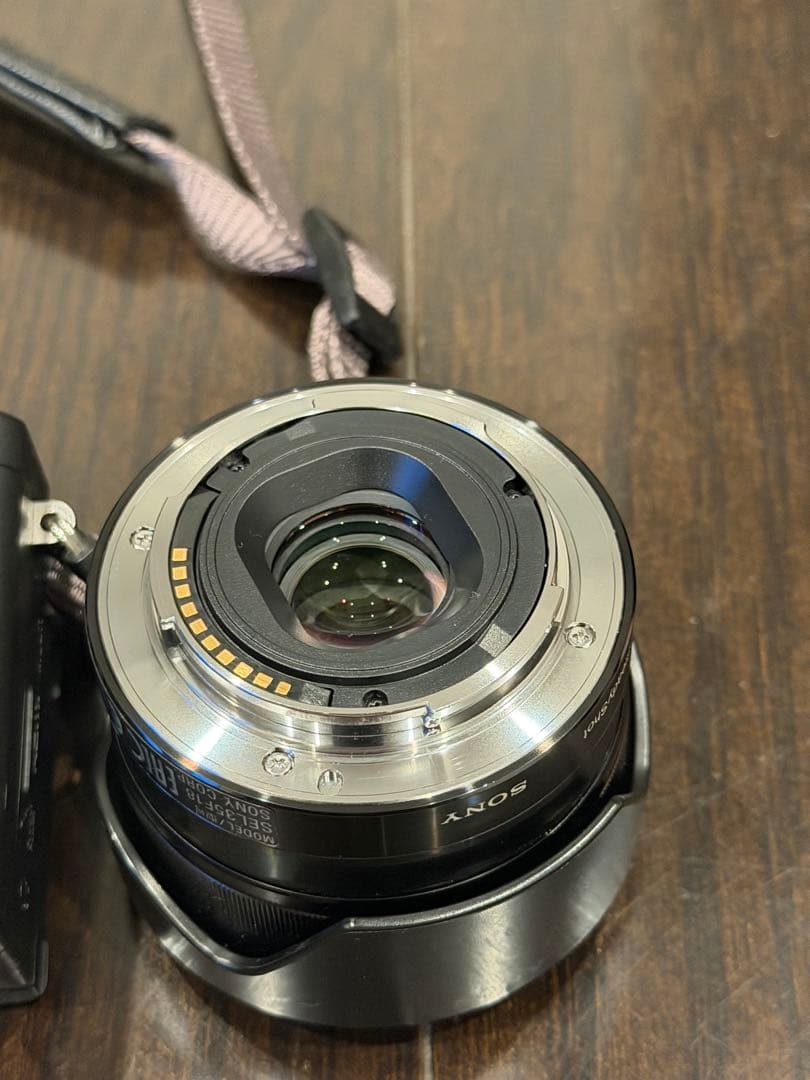 Sony Digital Slrs 6600 E F1.8 Oss