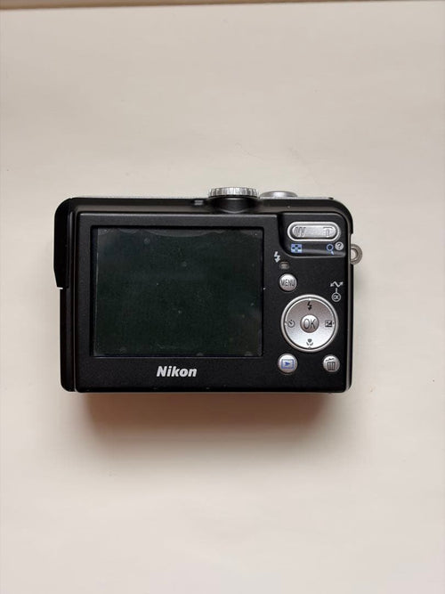 Nikon Compact Digital Cameras Coolpix P1