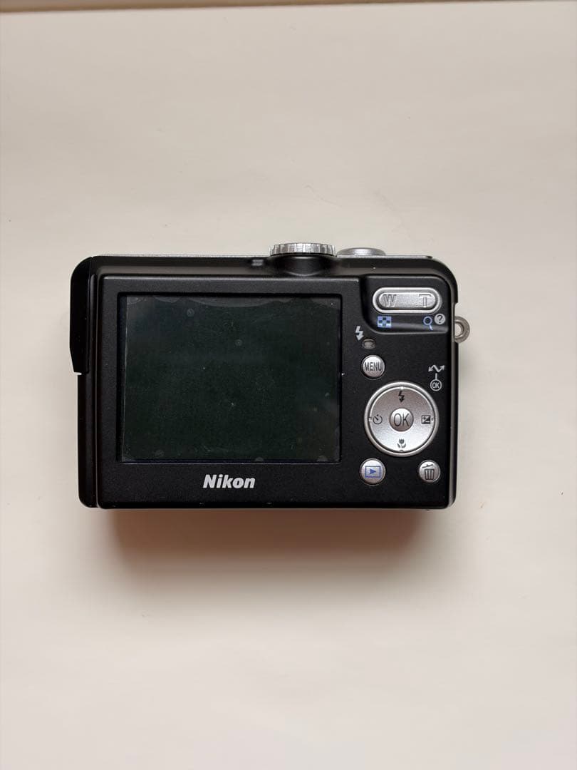 Nikon Compact Digital Cameras Coolpix P1