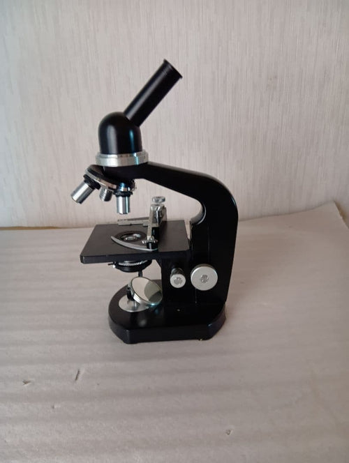 Nikon Microscope Mf