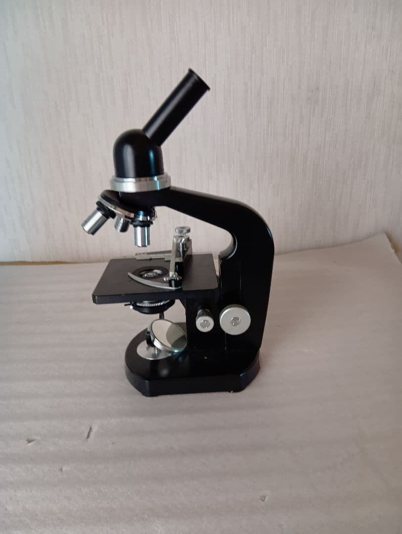 Nikon Microscope Mf