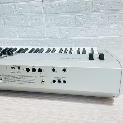 Yamaha Analog Synthesizers Mo8 88