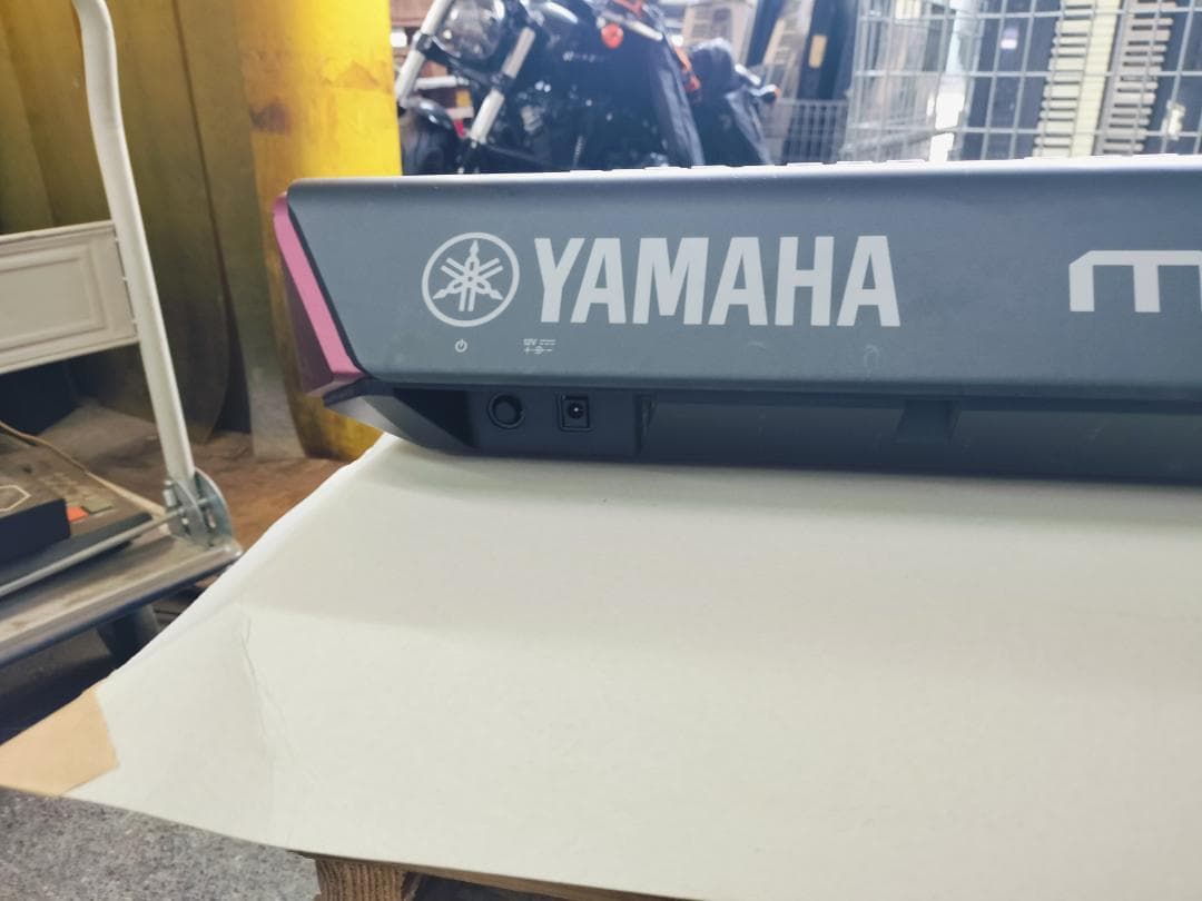 Yamaha Other Moxf6