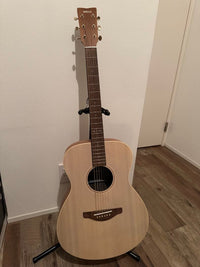 Yamaha Acoustic Guitars Storia I