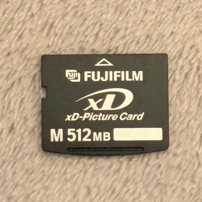 Fuji Compact Digital Cameras Finepix A345 Xd Picture Card