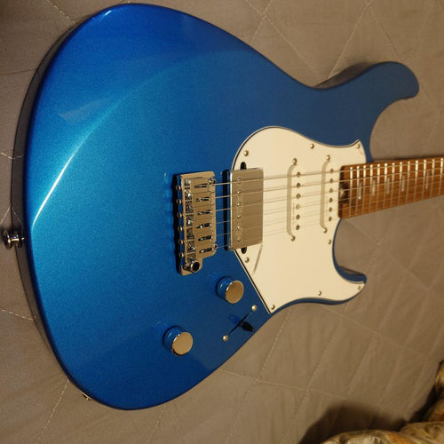Yamaha Electric Guitars Pacifica Standard Plus