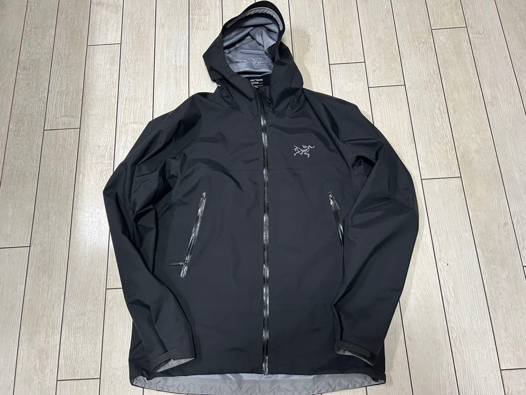 Arc'Teryx Mountain Parkas L