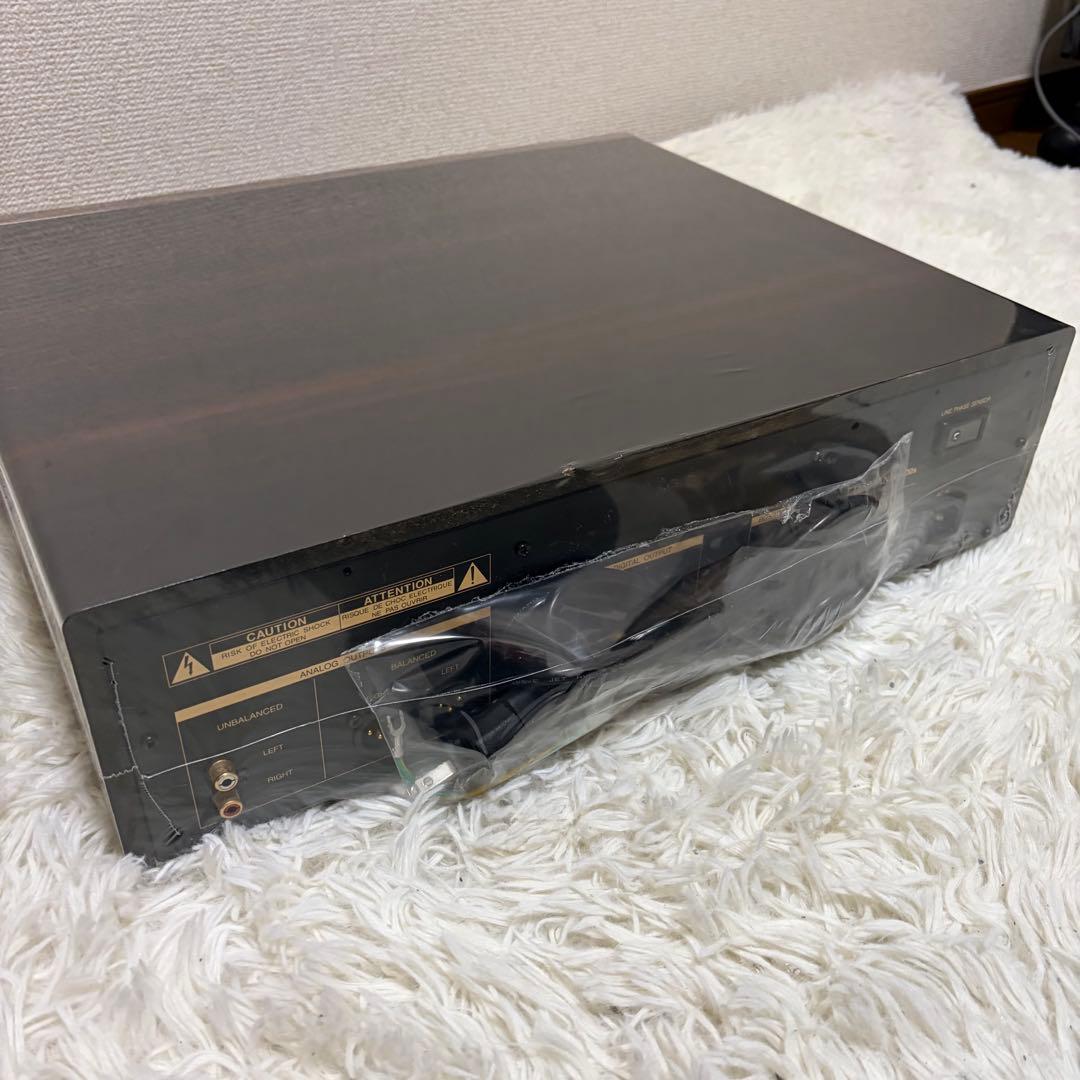 Luxman Cd Sacd Players D-700S Hdcd
