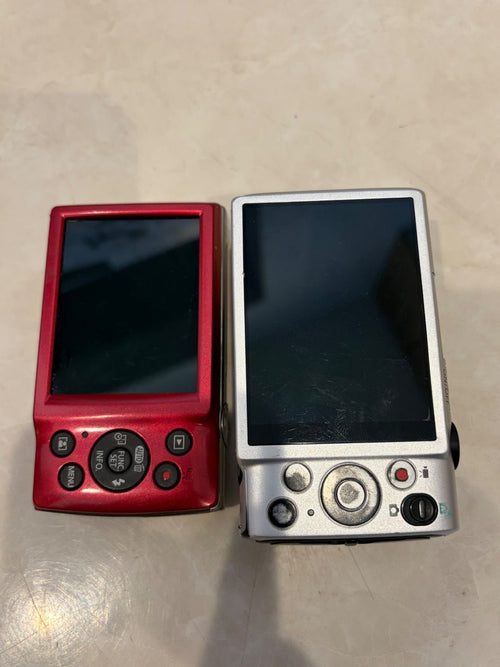 Compact Digital Camera Canon Ixy 2