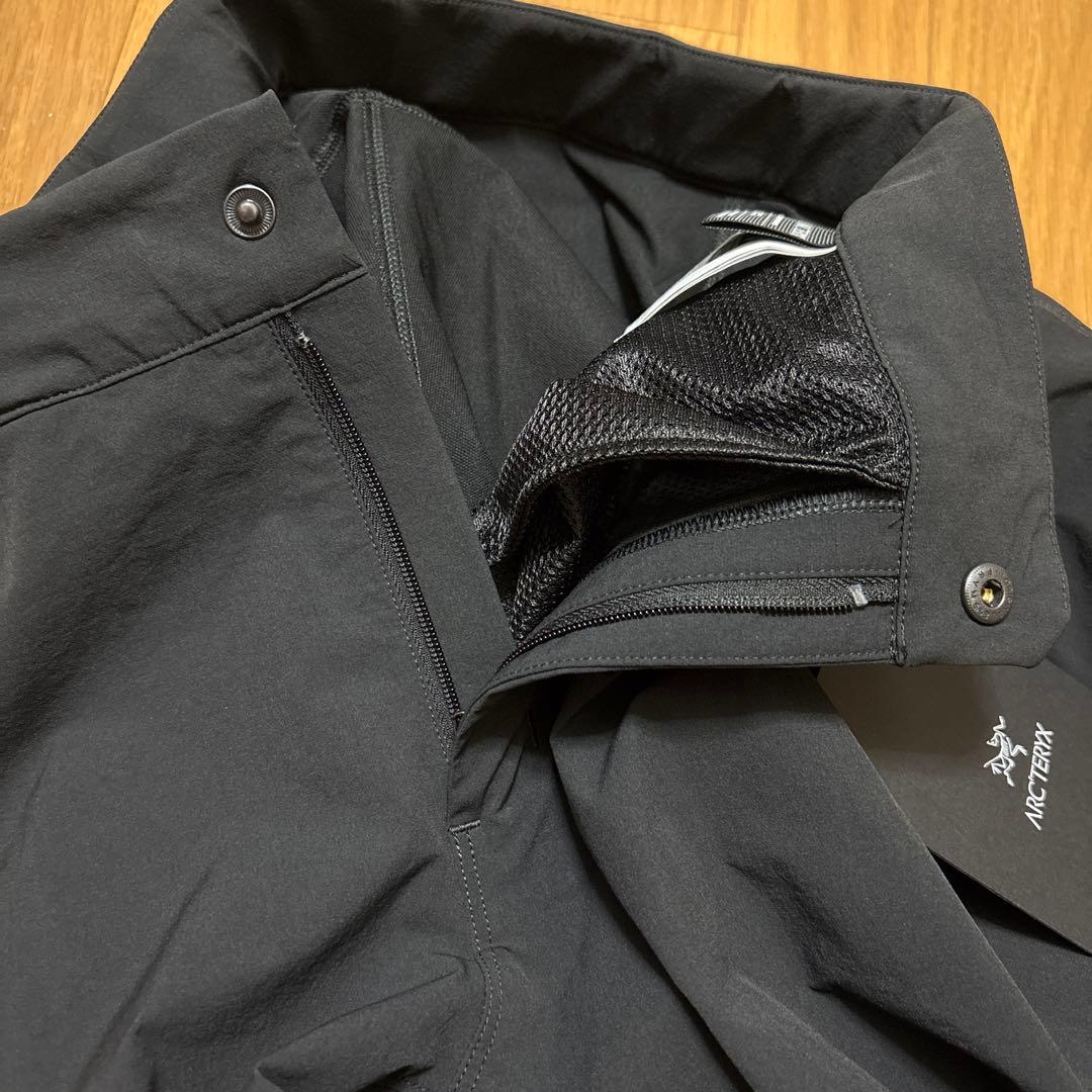 Arc'Teryx Pants Trousers 6-Short Black