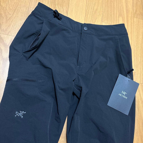 Arc'Teryx Pants Trousers 6-Short Black