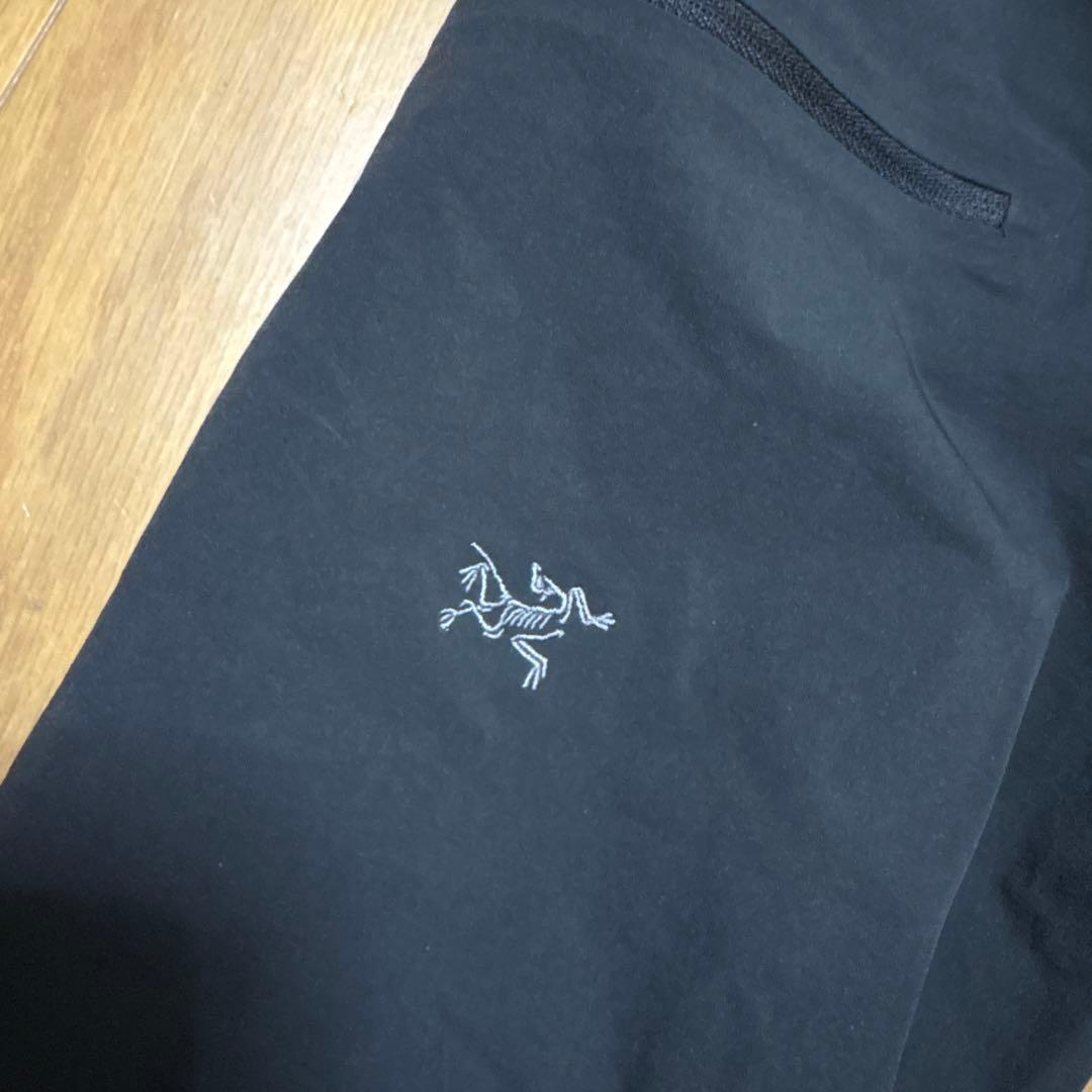 Arc'Teryx Pants Trousers 6-Short Black