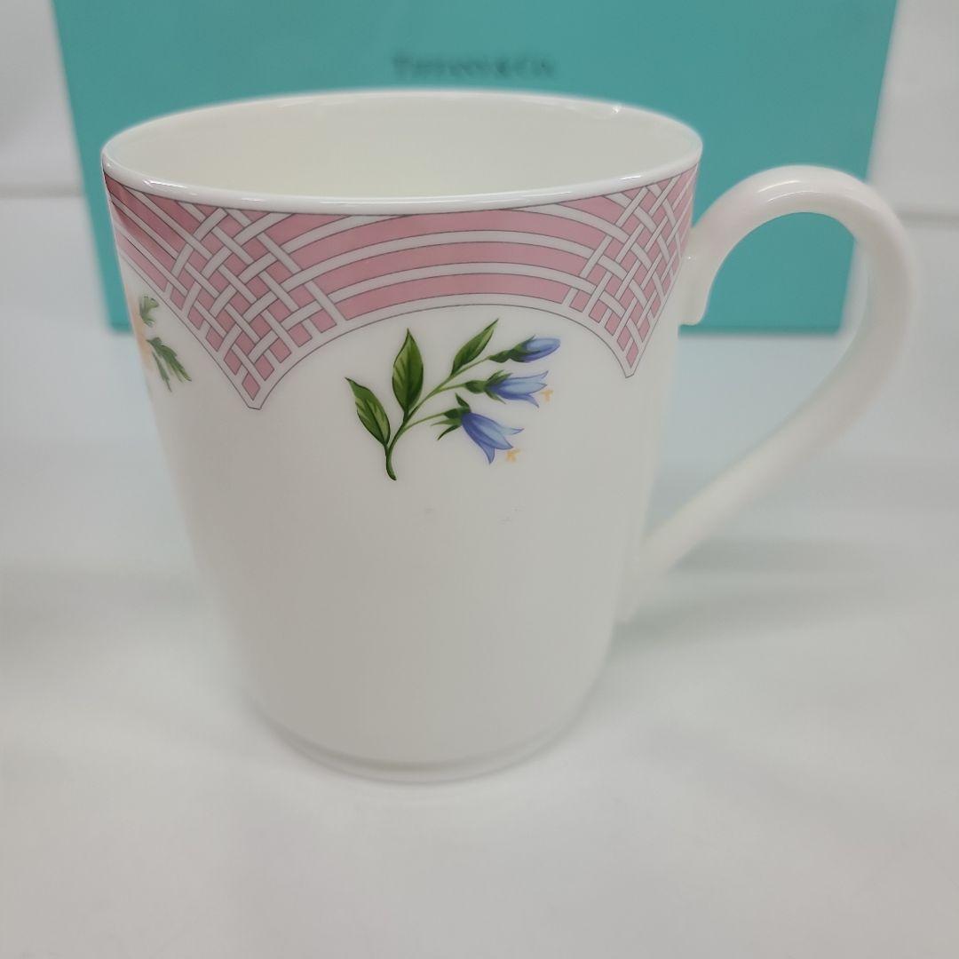 Tiffany Mugs Bouquet