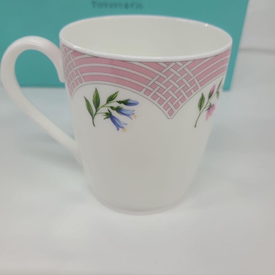 Tiffany Mugs Bouquet