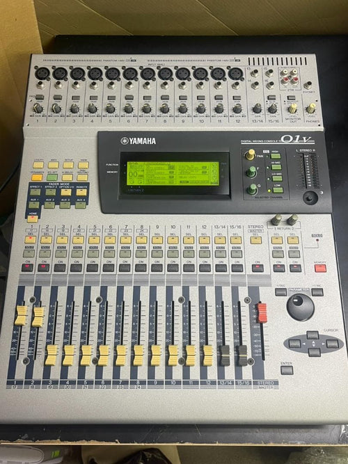 Yamaha Digital Mixer O1V Ok