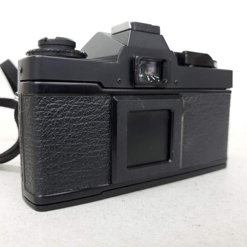 Mamiya Slr Camera (Film) Ze-2 G0318-0227-329-4V