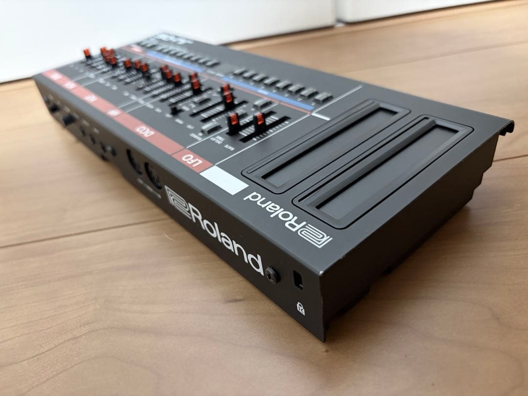 Roland Other Ju-06