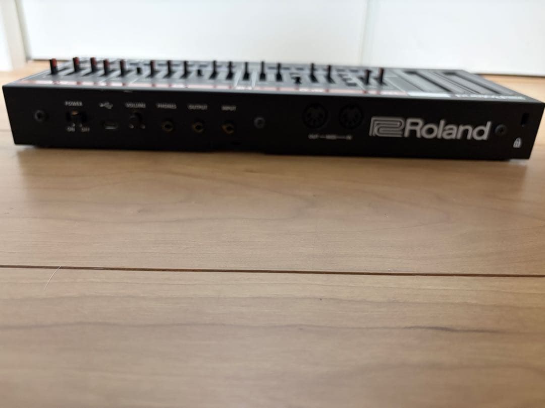 Roland Other Ju-06