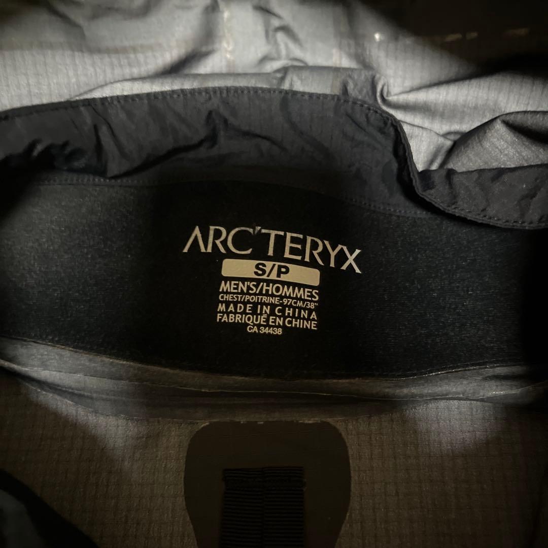 Arc'Teryx Mountain Parkas Beams 40 Theta Ar S