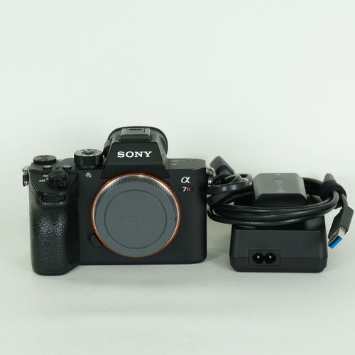 Sony Mirrorless Interchangeable Lips 35,718 7R Iii Ilce-7Rm3 E