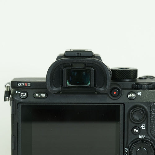 Sony Mirrorless Interchangeable Lips 35,718 7R Iii Ilce-7Rm3 E