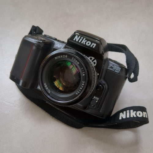 Nikon Slr Cameras (Film) F 601 Quartz Date Nikkor