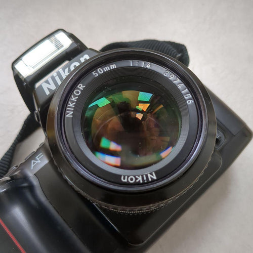 Nikon Slr Cameras (Film) F 601 Quartz Date Nikkor