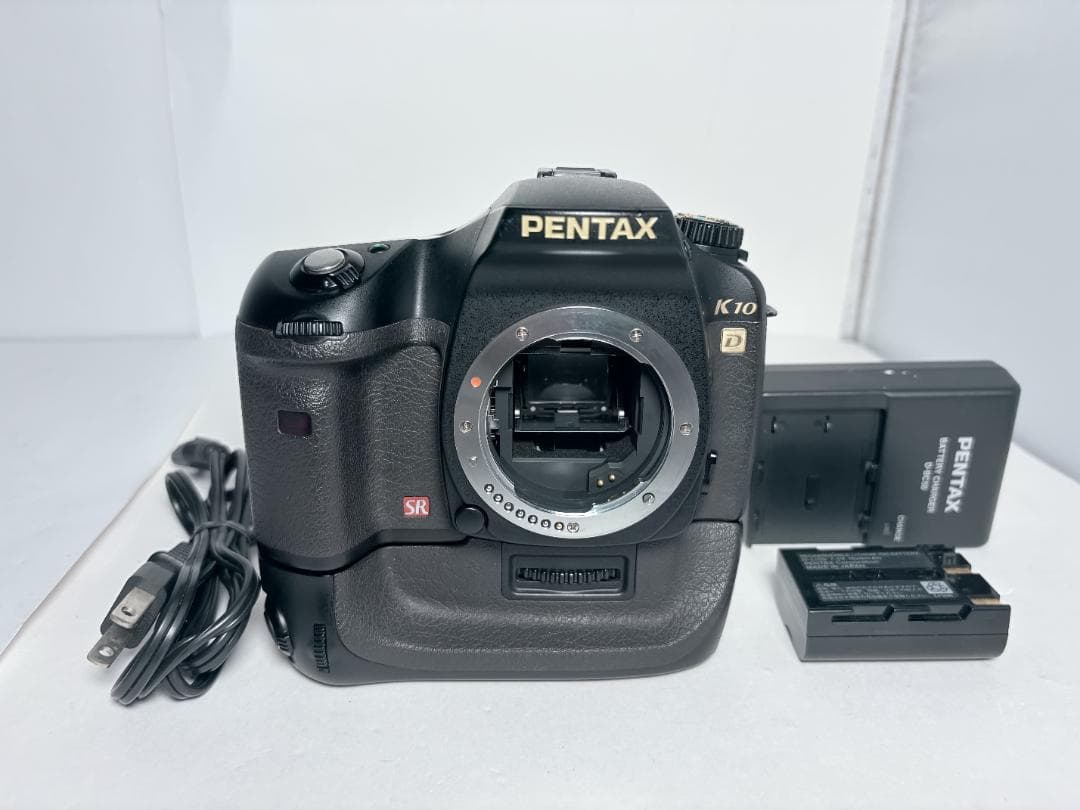 Pentax Digital Slrs 9056 K10D+D-Bg2
