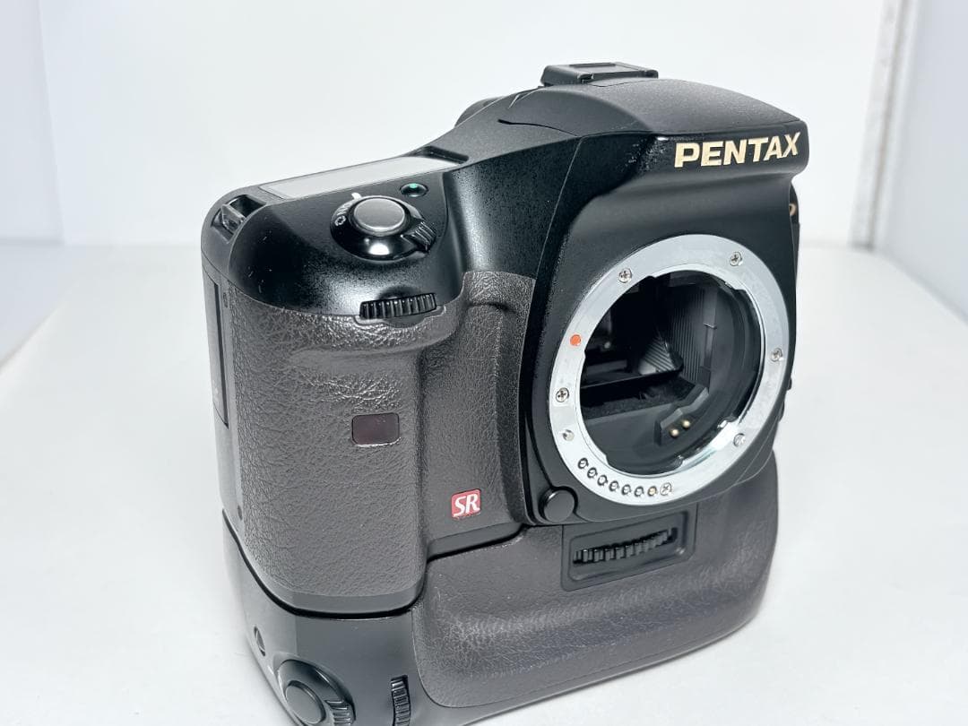 Pentax Digital Slrs 9056 K10D+D-Bg2
