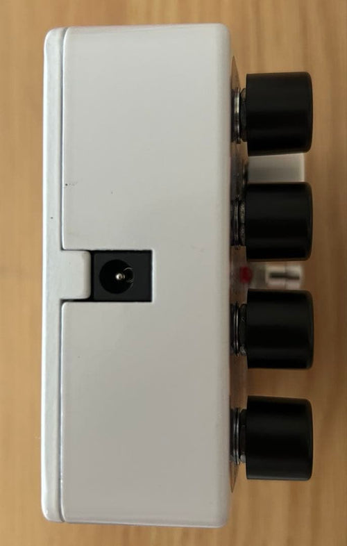 Guitar Effects Units Electro-Harmonix Synth9
