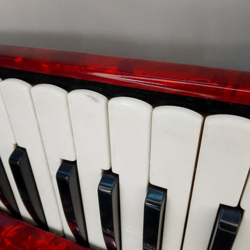 Yamaha Accordions Ya-21 32