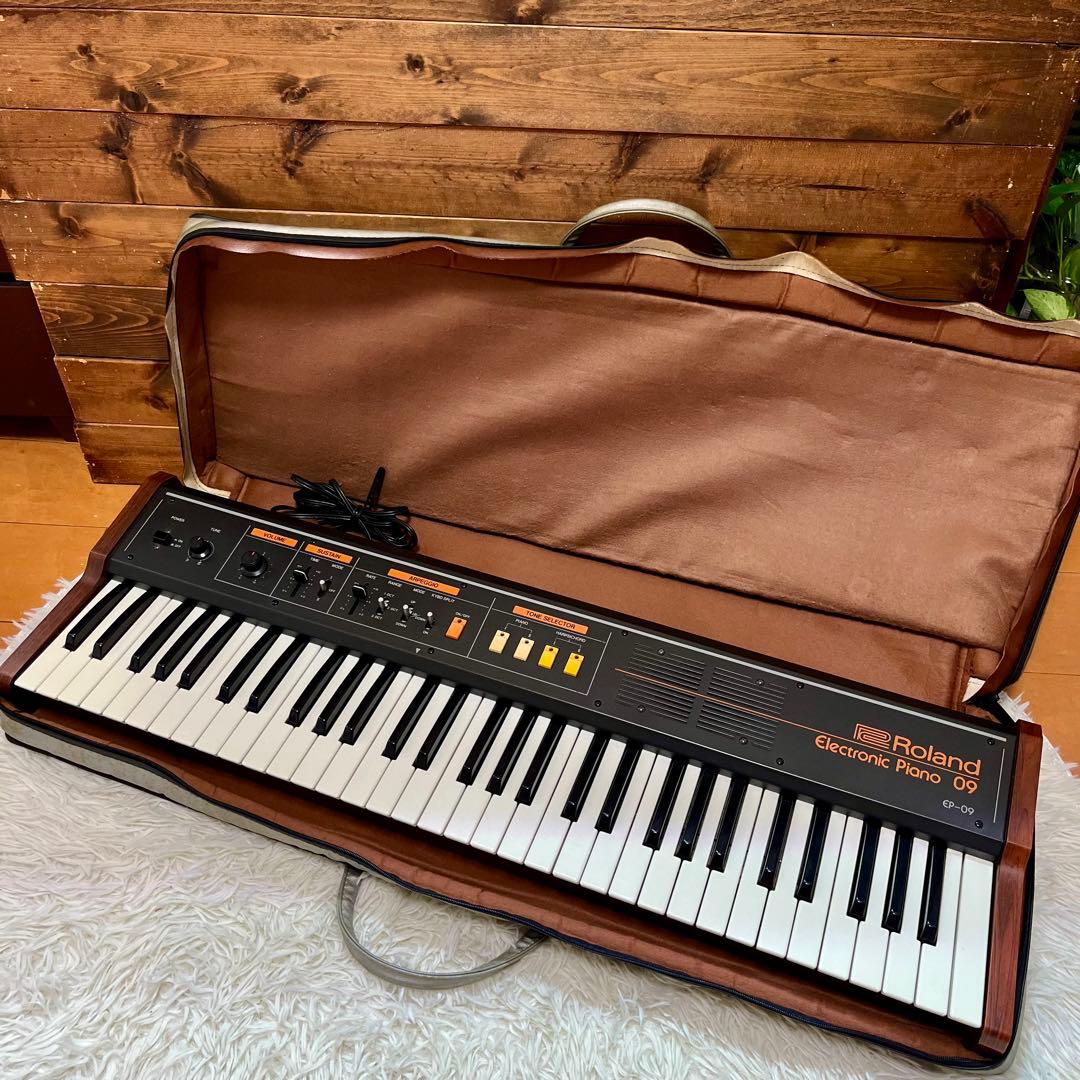Roland Keyboards Digital Pianos Ep-09