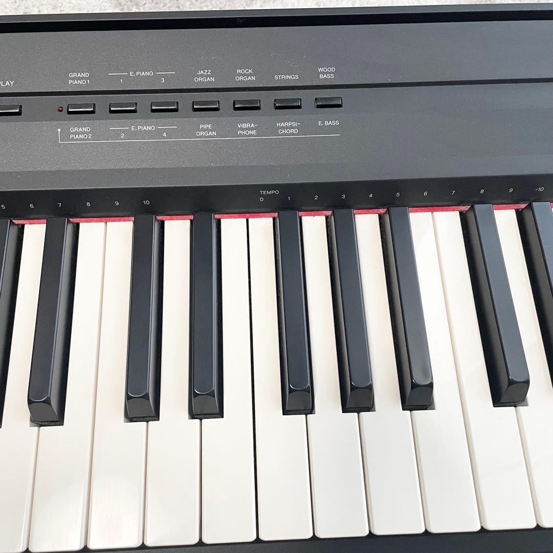 Yamaha Keyboards Digital Pianos P-105 88 2015