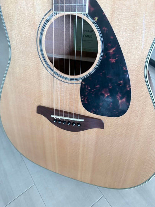 Yamaha Acoustic Guitars Fg820