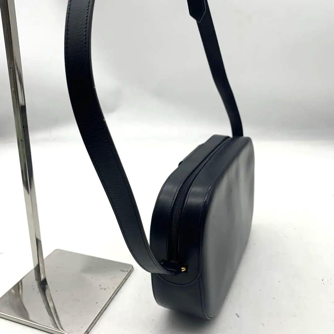 Cartier Shoulder Bags