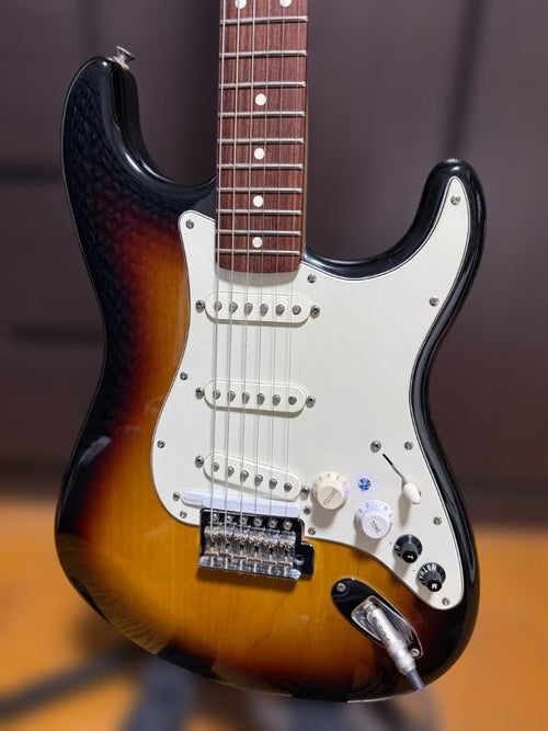 Fender Electric Guitars Roland Vgstratocaster G-5 3-Color Sunburst