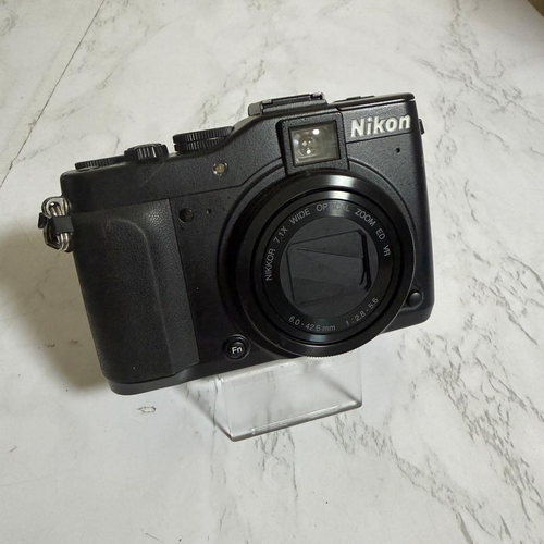 Nikon Others M3505 Coolpix P7000