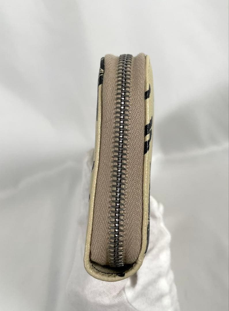 Miu Long Wallet