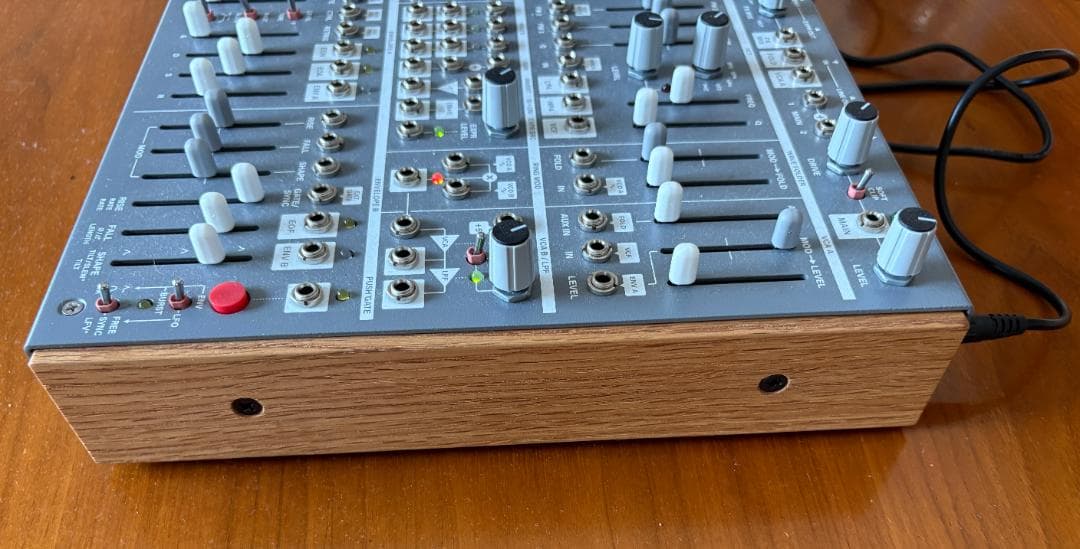 Analog Synthesizers Intellijel Cascadia